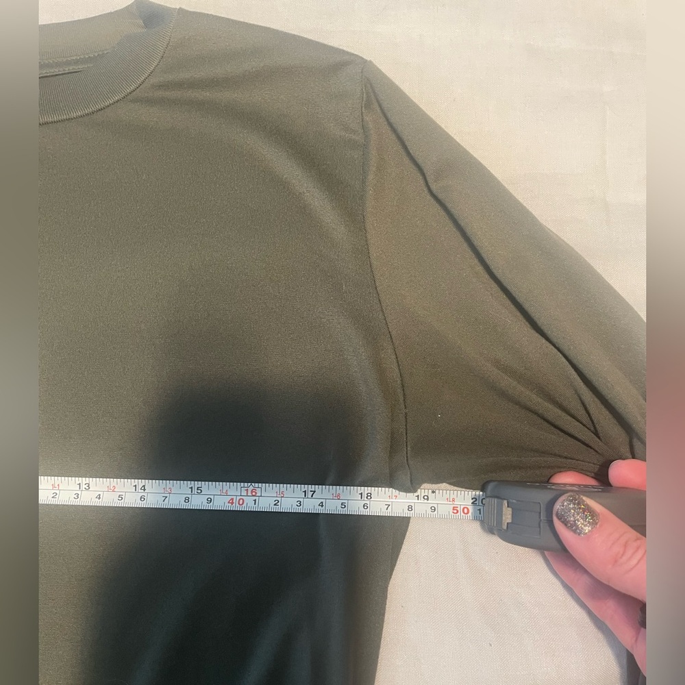 Vuori Daydream Crew Long Sleeve in Olive Green Shirt Sz S - Picture 5 of 5